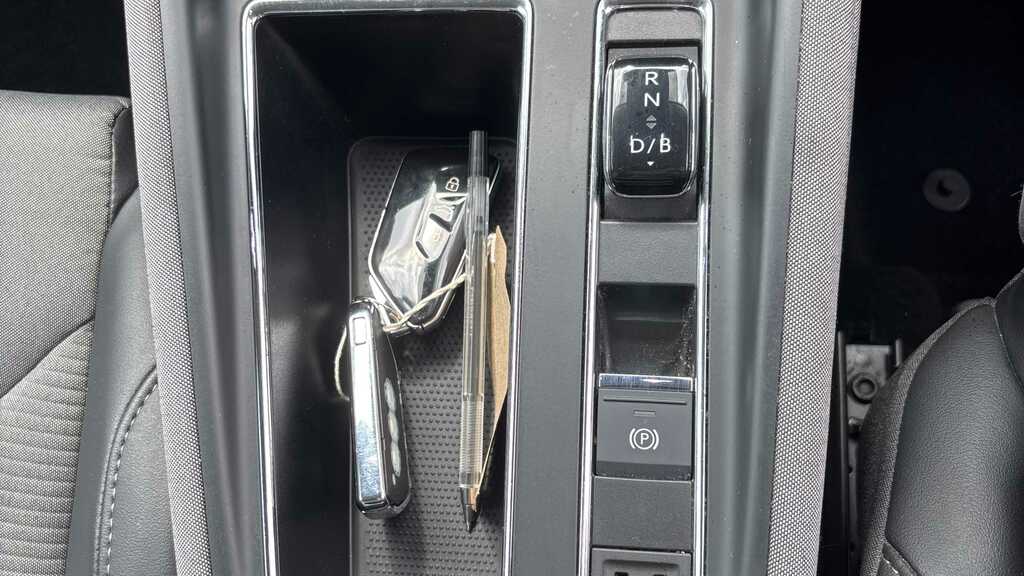 Skoda ENYAQ E 286Ps 85 Edition Silver #14