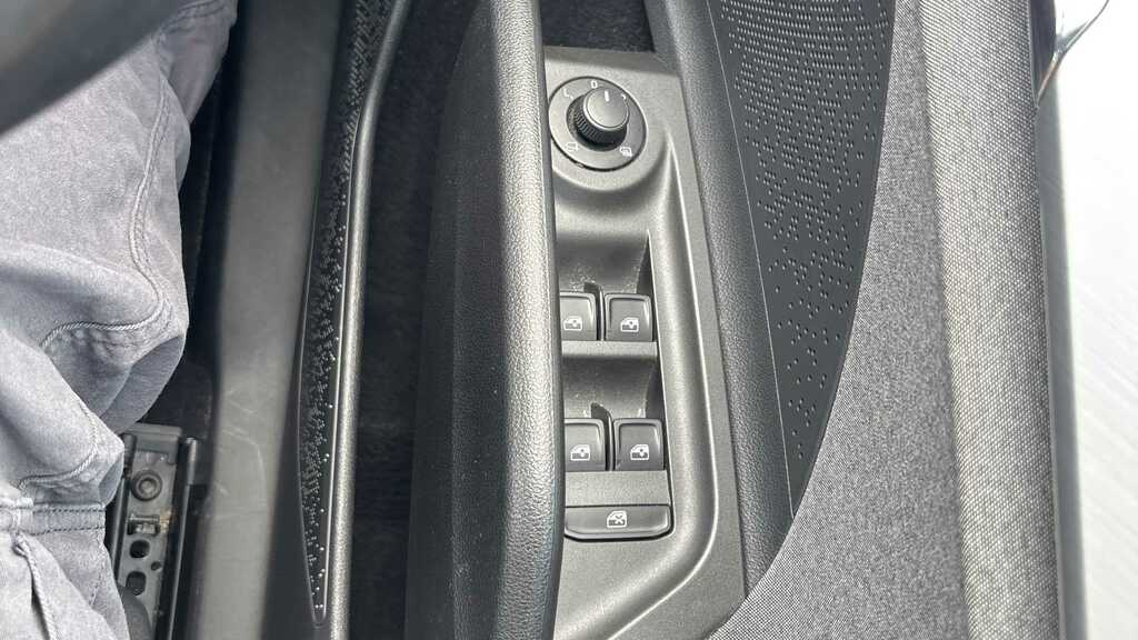 Skoda ENYAQ E 286Ps 85 Edition Silver #16