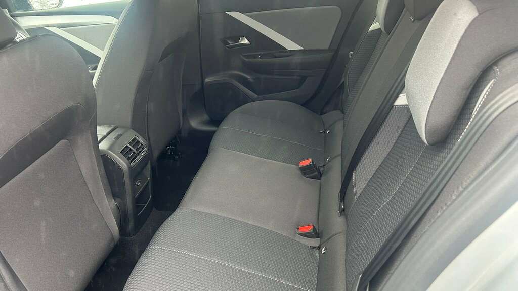 Vauxhall Astra 1.2 Turbo 130 Griffin Black #24