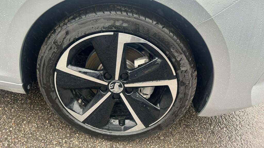Vauxhall Astra 1.2 Turbo 130 Griffin Black #21