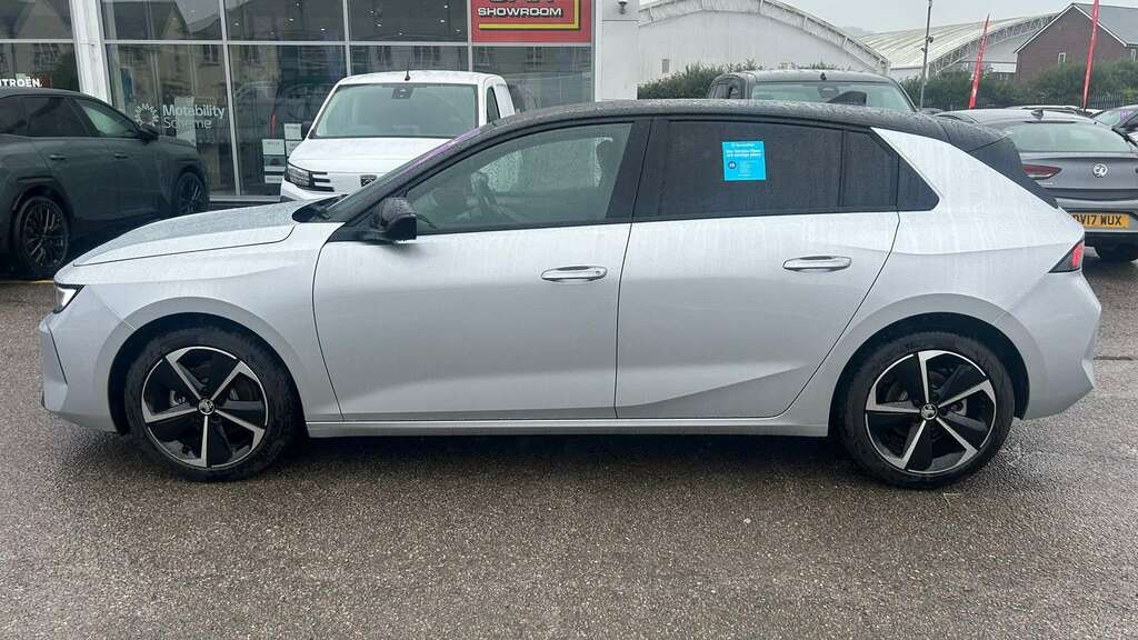 Vauxhall Astra 1.2 Turbo 130 Griffin Black #25