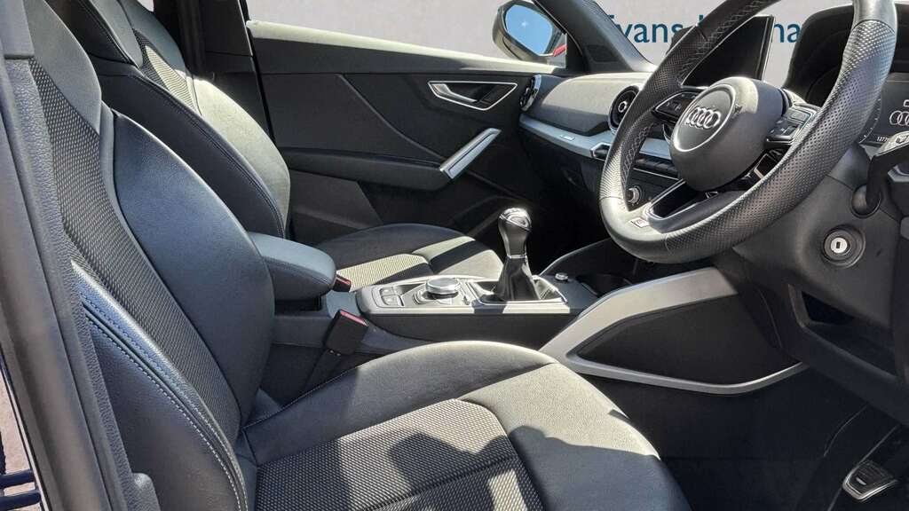 Audi Q2 35 Tfsi S Line 2023 YS23LJX Blue #2