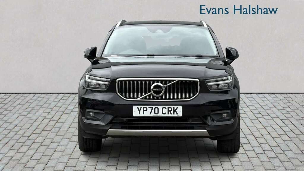 Volvo XC40 2.0 B4p Inscription Awd 2020 Black #4