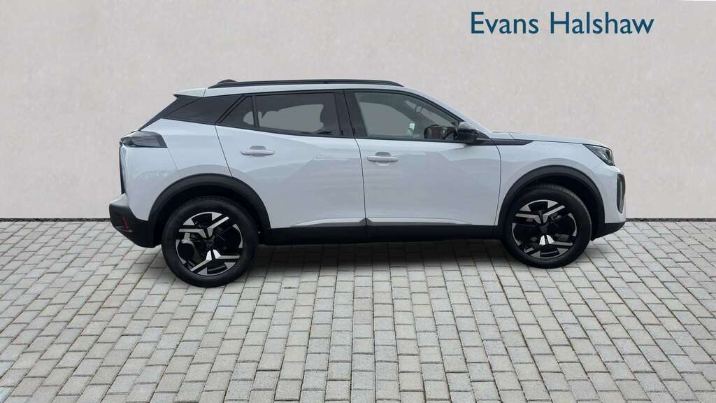 Peugeot 2008 1.2 Puretech 130 Allure Eat8 2026 YM26GWK White #2