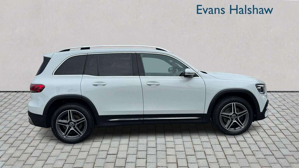 Mercedes-Benz GLB Class 200 Amg Line 7G-tronic 2022 SD22VSY White #3