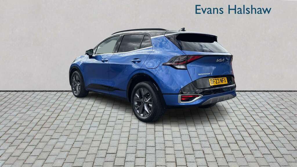 Kia Sportage 1.6T Gdi Hev Gt-line S 2023 DF23NFX Blue #2