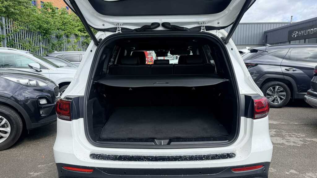 Mercedes-Benz GLB Class 220D 4Matic Amg Line Prem Plus 8G-tronic 2020 White #5