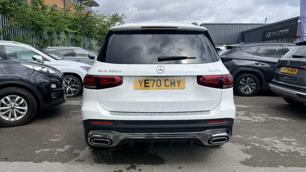 Mercedes-Benz GLB Class 220D 4Matic Amg Line Prem Plus 8G-tronic 2020 White #4