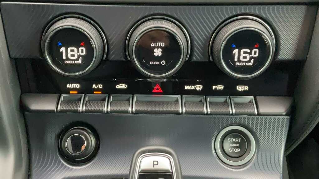Jaguar F-Type 5.0 Supercharged V8 R Awd Blue #19