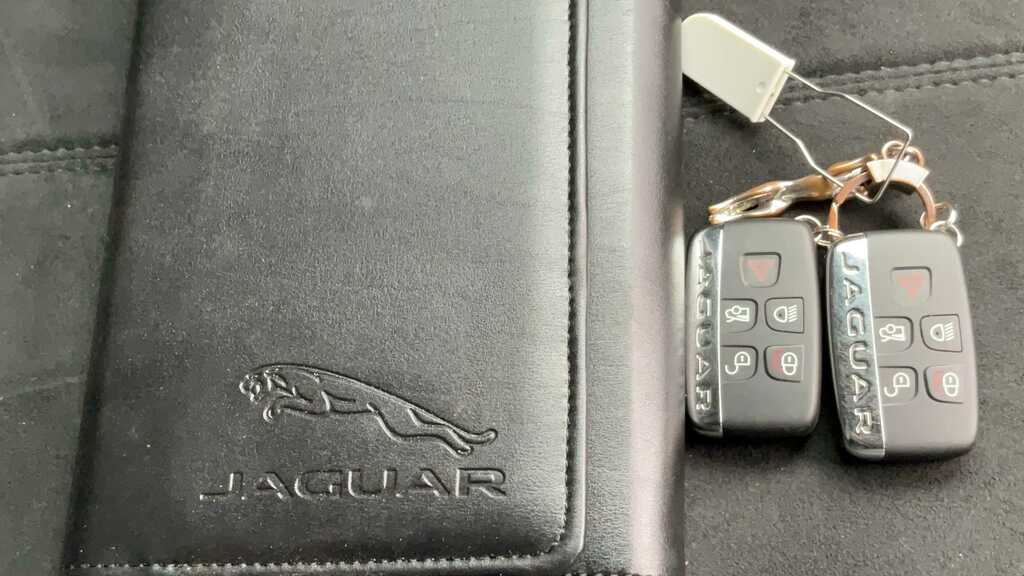 Jaguar F-Type 5.0 Supercharged V8 R Awd Blue #25