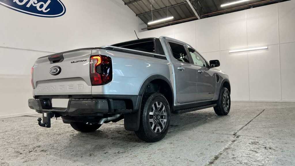 Ford Ranger Pick Up Dcab Wildtrak 2.3 Ecoboost Phev 281 Silver #2