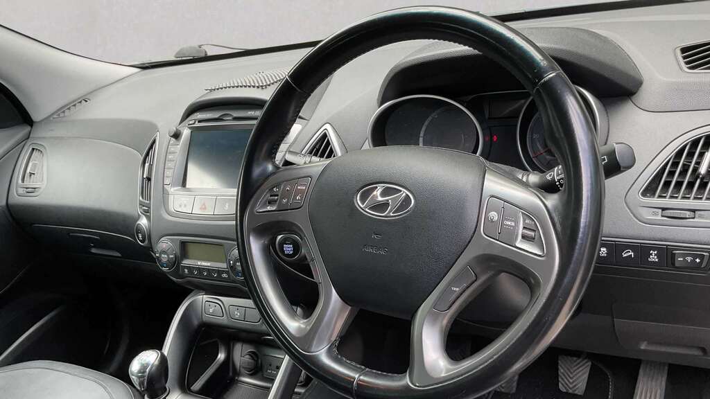Hyundai Ix35 2.0 Crdi Premium Leather 2014 White #6
