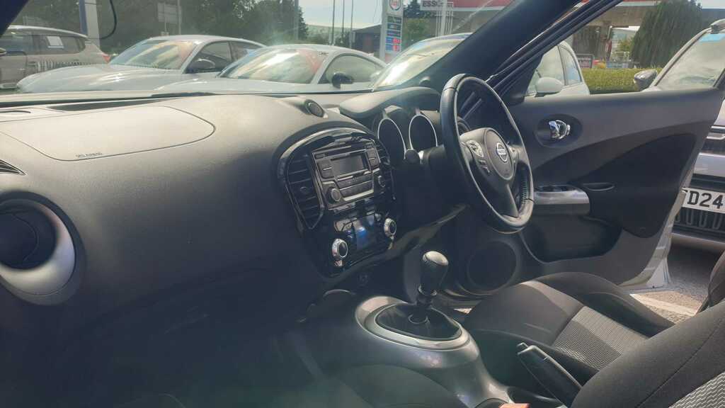 Nissan Juke 1.2 Dig-t N-connecta Red #19