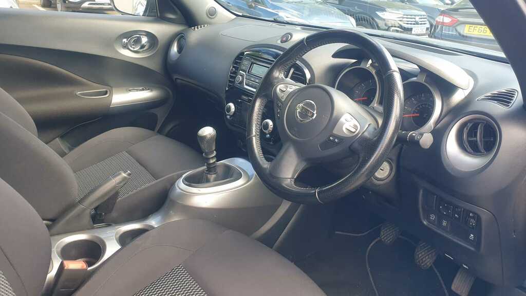 Nissan Juke 1.2 Dig-t N-connecta Red #15