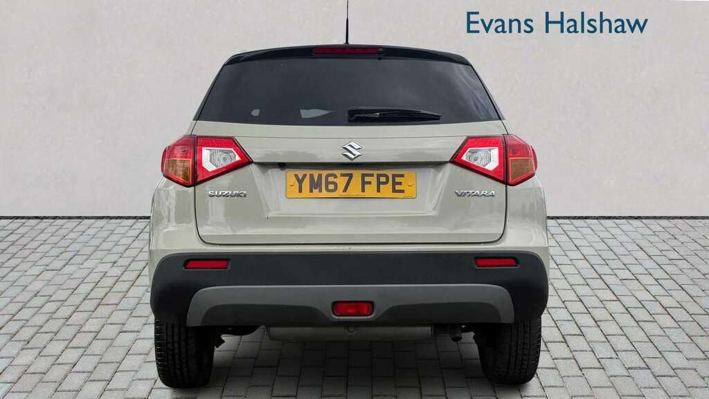 Suzuki Vitara 1.6 Sz-t 2018 White #5