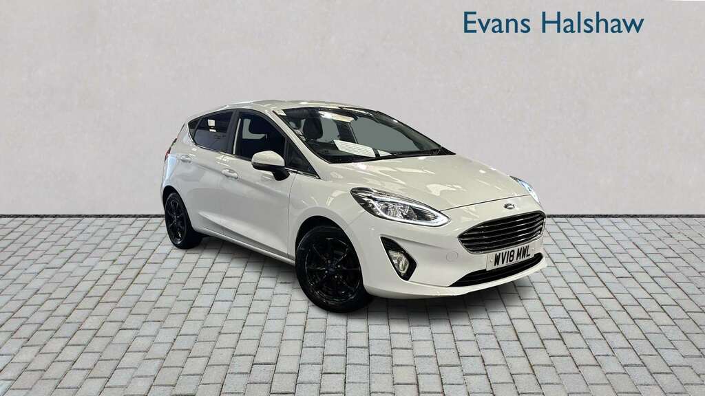 Ford Fiesta 1.1 Zetec Navigation 2018 WV18MWL White