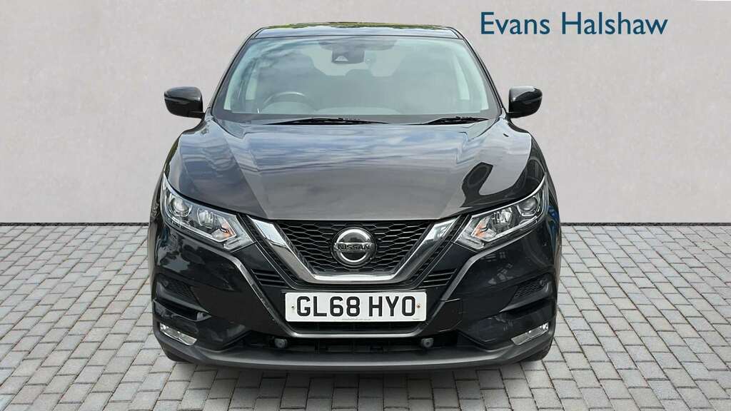Nissan Qashqai Hatchback Grey #4