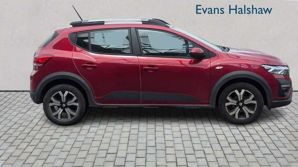Dacia Sandero Stepway 1.0 Tce Prestige 2022 Red #4