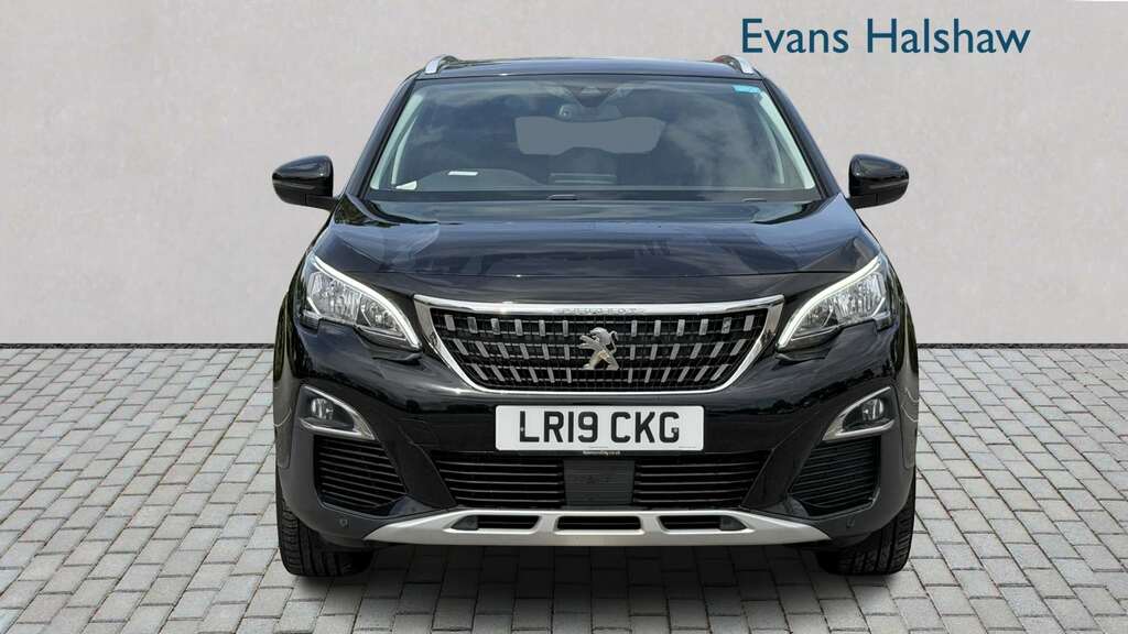 Peugeot 3008 1.5 Bluehdi Allure 2019 Black #4