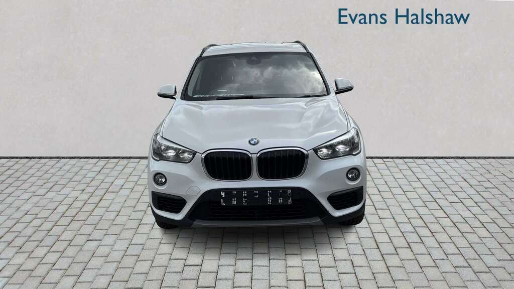 BMW X1 Sdrive 18D Se Step 2017 White #4