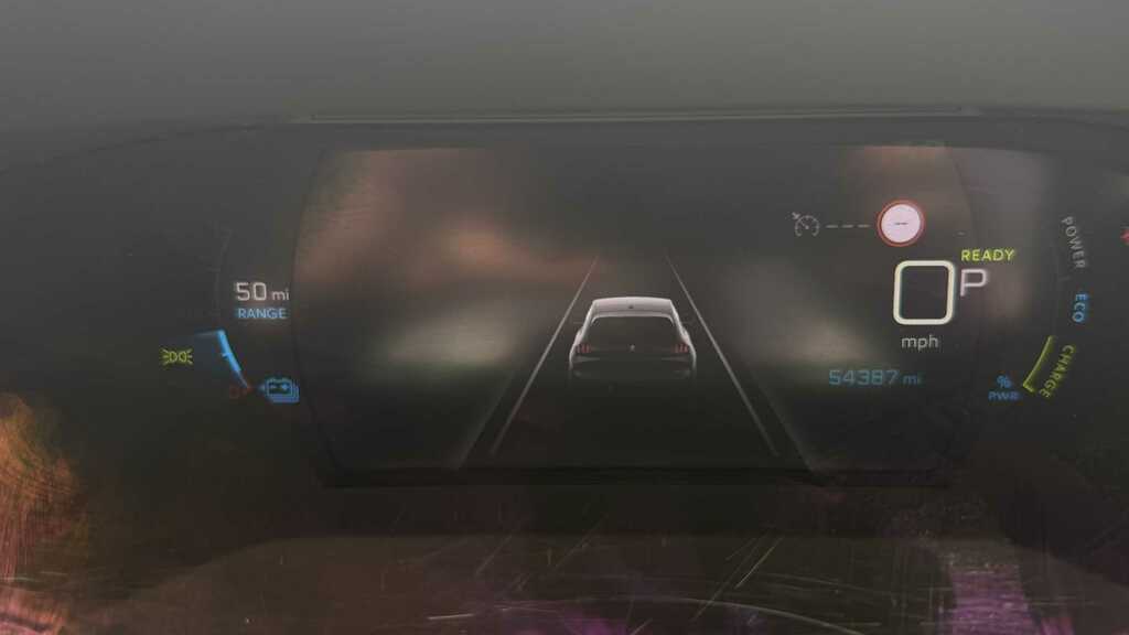 Peugeot e-208 Allure Premium Black #9