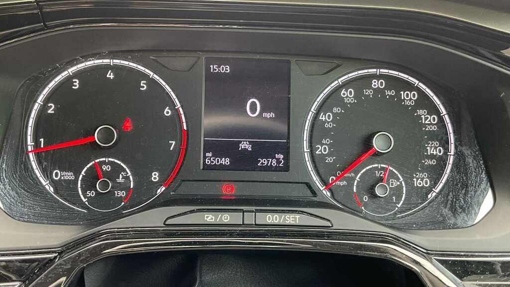 Volkswagen Polo Match Evo White #9