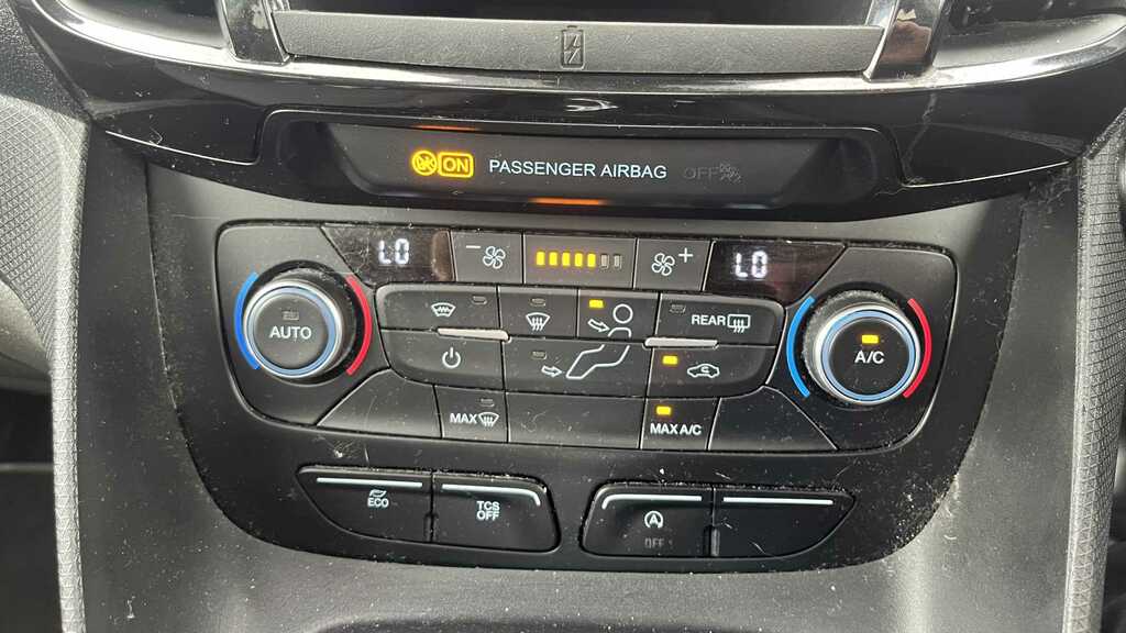 Ford Tourneo Connect Titanium Silver #14