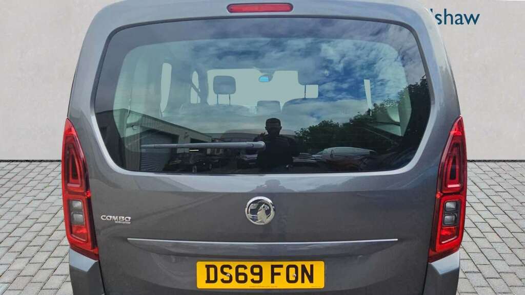 Vauxhall Combo Life 1.5 Turbo D 130 Energy 2019 Grey #5