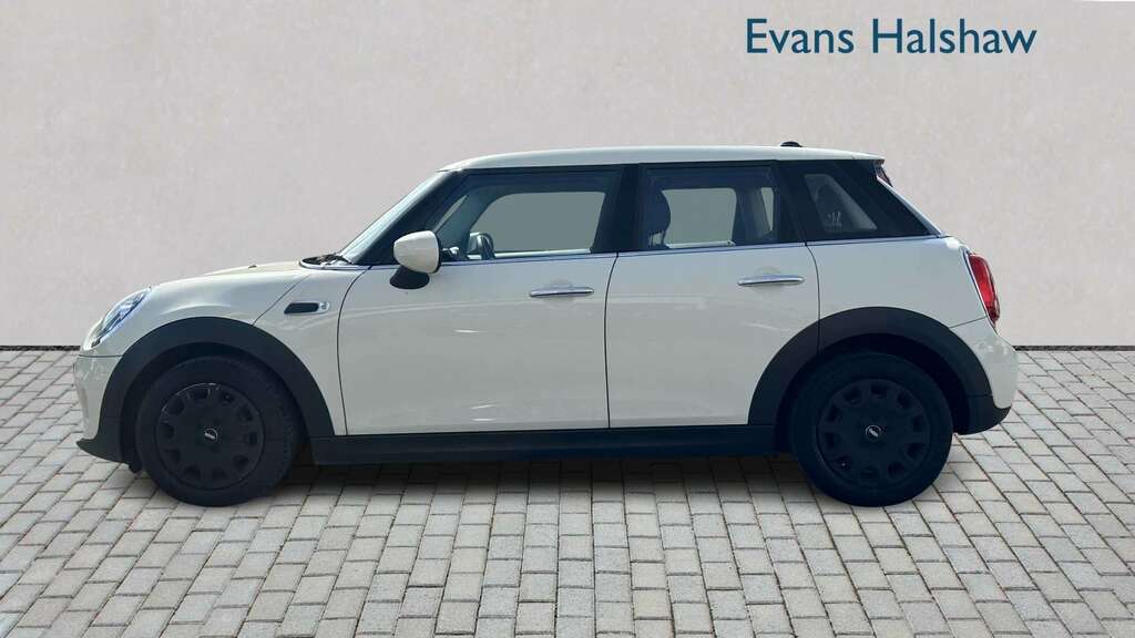 Mini Hatch 1.5 One Classic II Comfortnav Pack 202 NA70WRV White #2