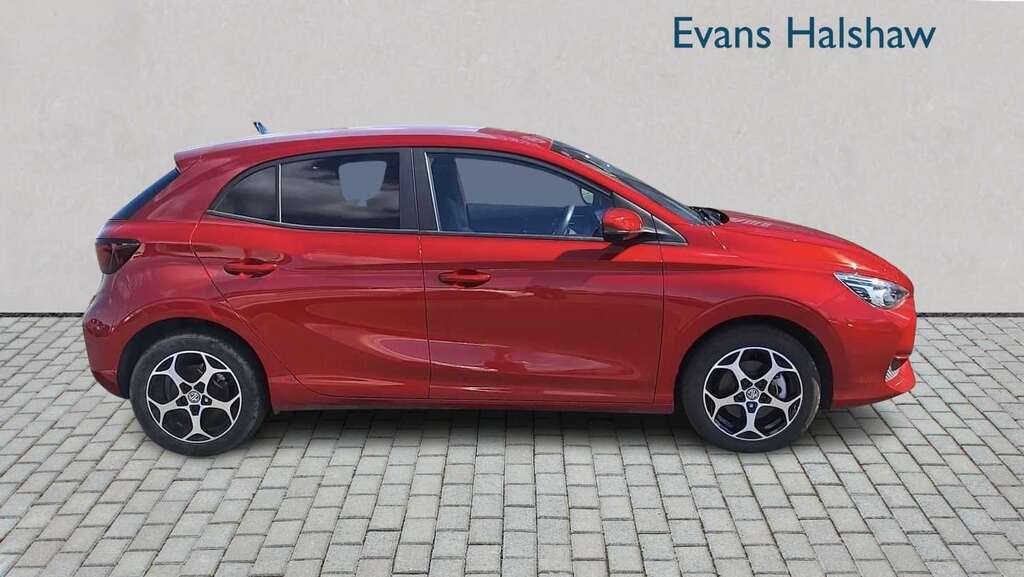 MG MG3 1.5 Hybrid Trophy 2025 Red #4
