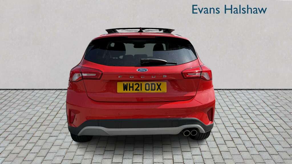 Ford Focus 1.0 Ecoboost 125 Active X Edition 2021 Red #4