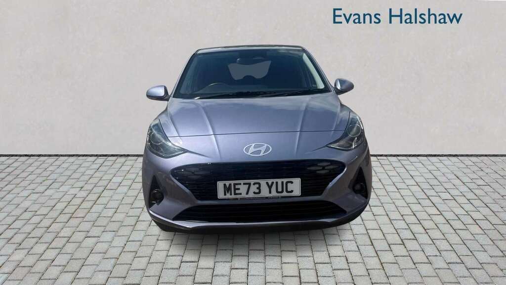 Hyundai I10 1.2 Mpi Premium 2024 ME73YUC Blue #2