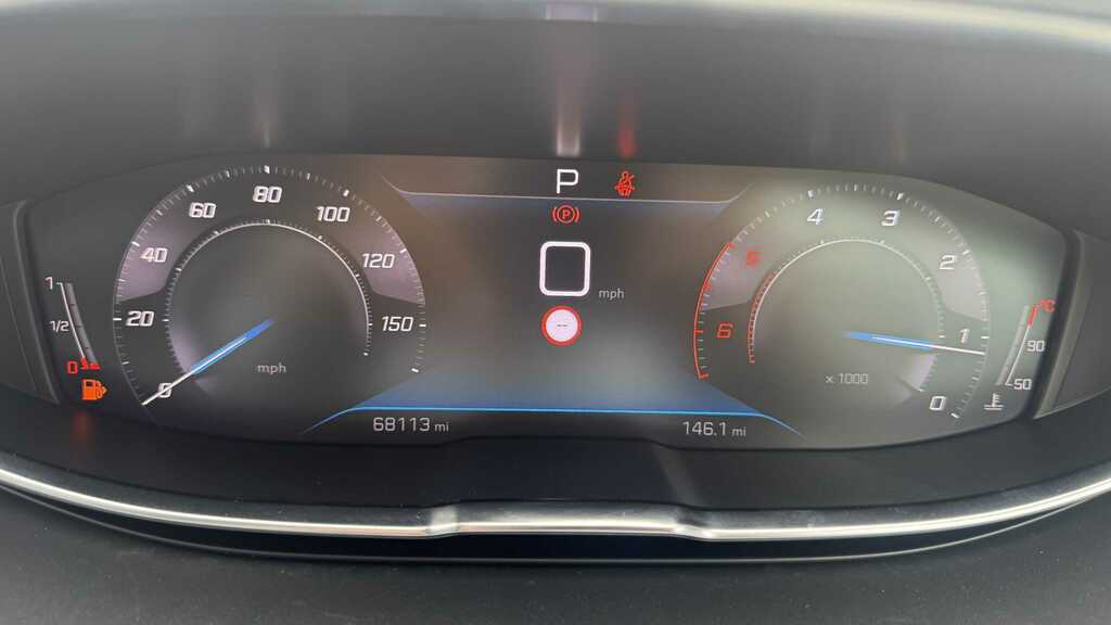 Peugeot 5008 1.5 Bluehdi Allure Eat8 2021 Grey #4