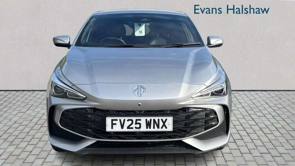 MG MG3 1.5 Hybrid Trophy 2025 Silver #4
