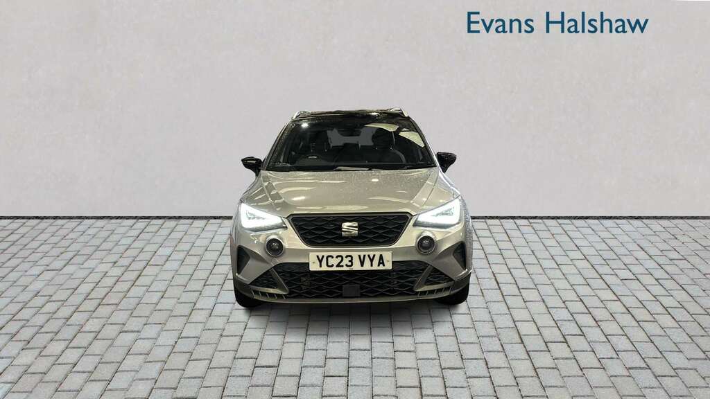 Seat Arona 1.5 Tsi 150 Fr Sport Dsg 2023 Silver #3