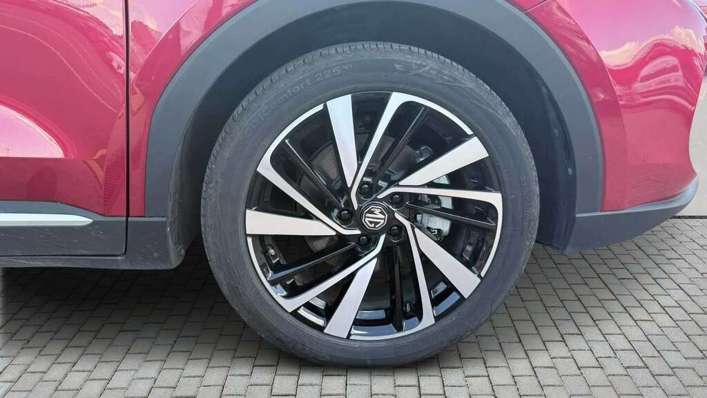 MG ZS 1.5 Hybrid Trophy 2025 Red #6