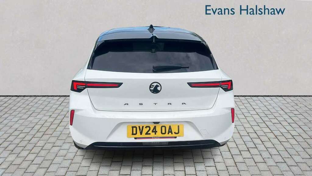 Vauxhall Astra 1.2 Turbo 130 Ultimate 2024 DV24OAJ White #5