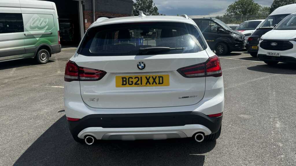 BMW X1 Sdrive 20I 178 Xline Step 2021 White #4