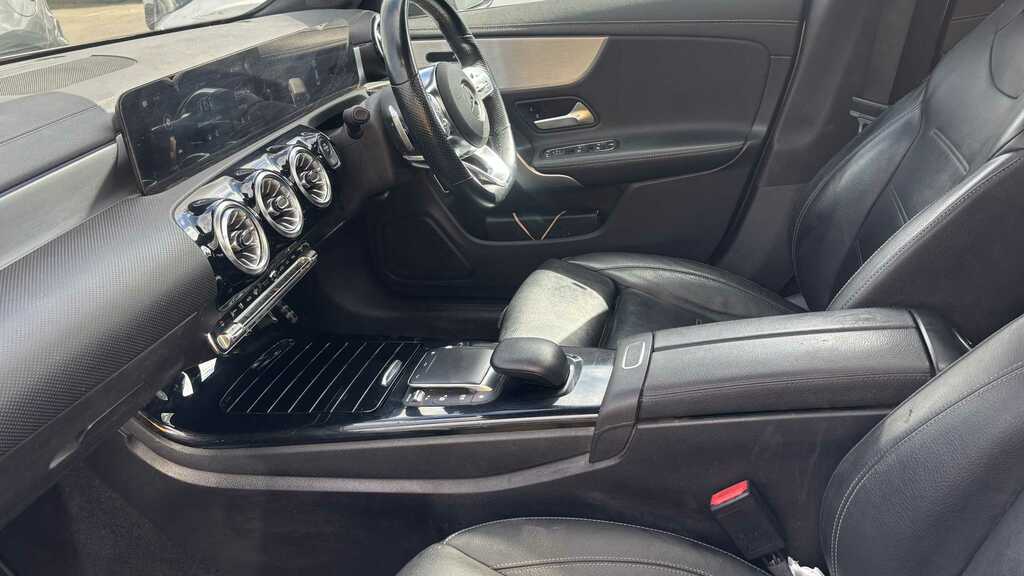 Mercedes-Benz CLA Class Cla 180 Amg Line Tip White #14