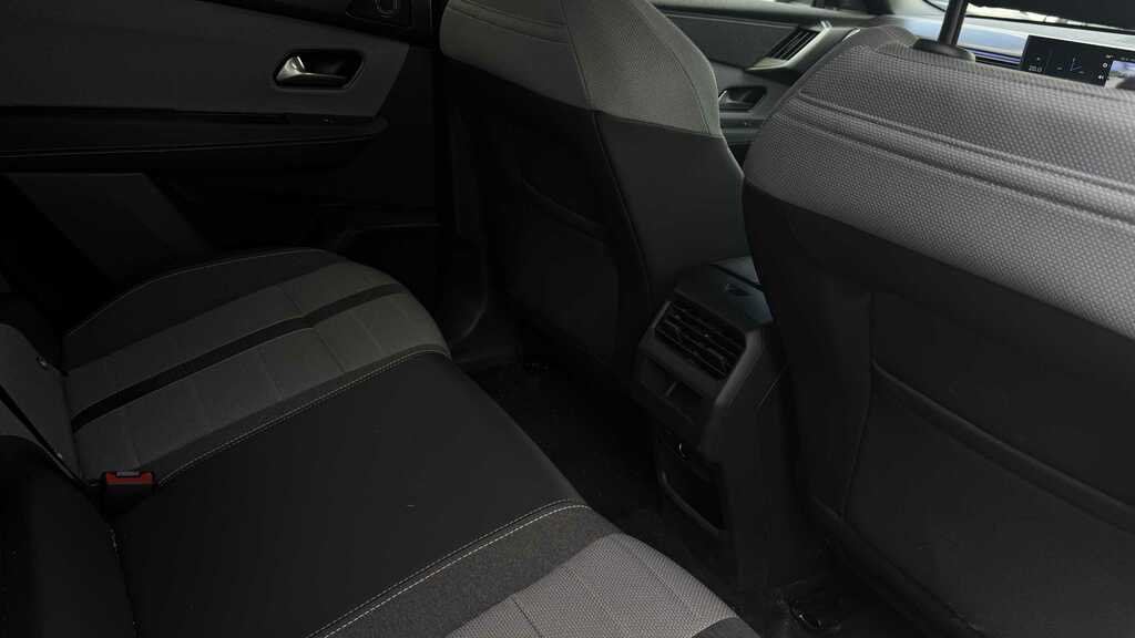 Vauxhall Grandland Ultimate Blue #10