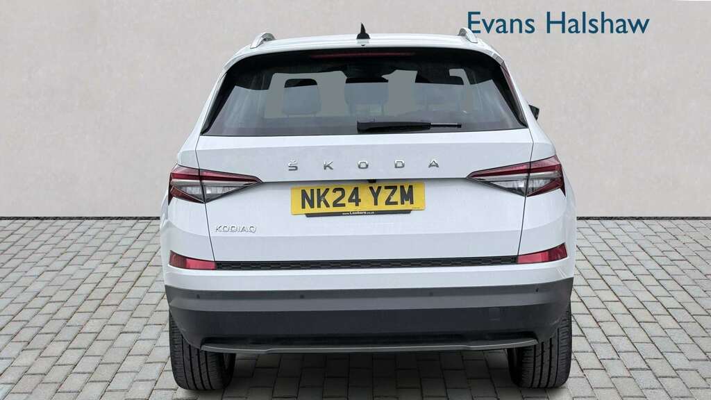 Skoda Kodiaq 1.5 Tsi Se L Executive Dsg 7 Seat 2024 White #5