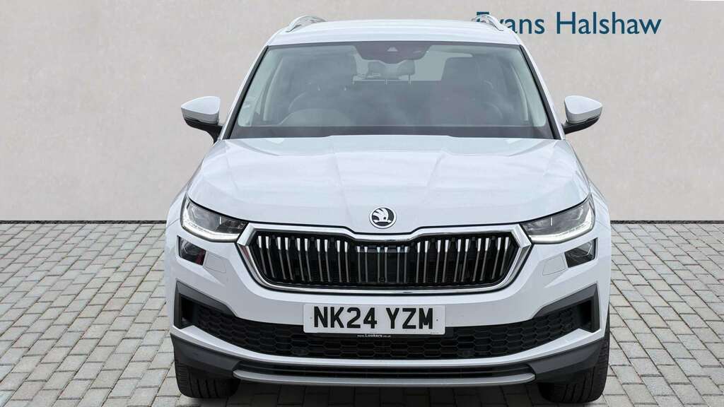Skoda Kodiaq 1.5 Tsi Se L Executive Dsg 7 Seat 2024 White #6