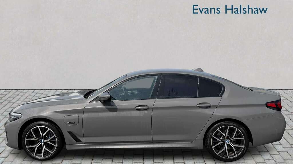 BMW 5 Series 530E M Sport 2022 SM22BKL Grey #2