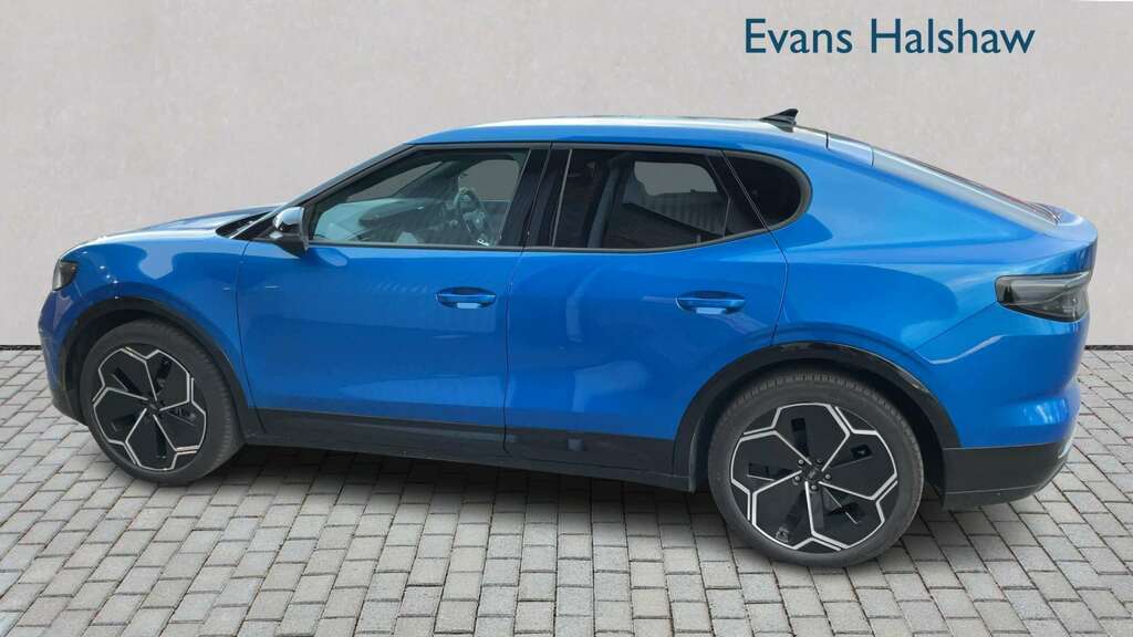Ford Capri 210Kw Premium 77Kwh 2025 Blue #3