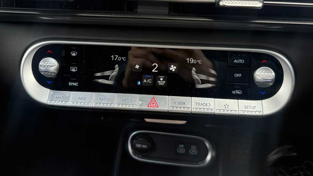 Genesis GV60 84Kwh Performance Suv 4Wd Dual #16