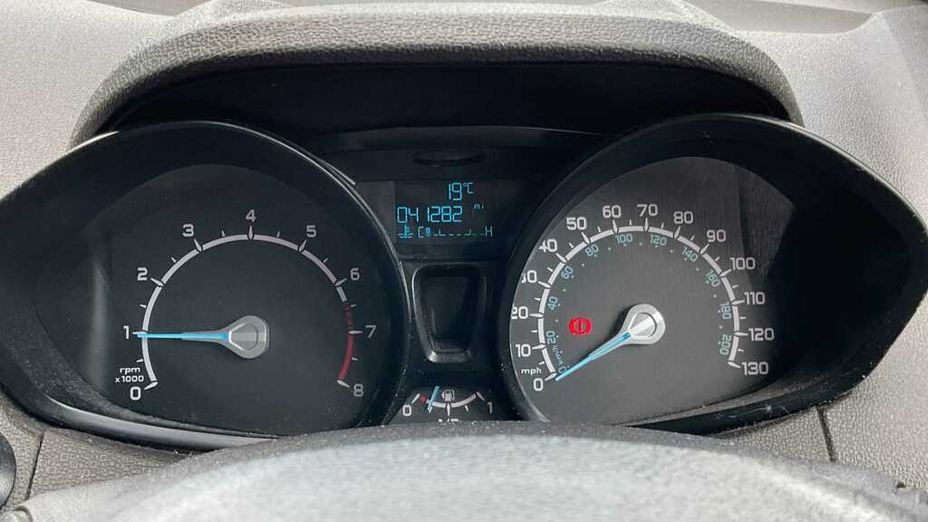 Ford Ecosport 1.5 Zetec #8