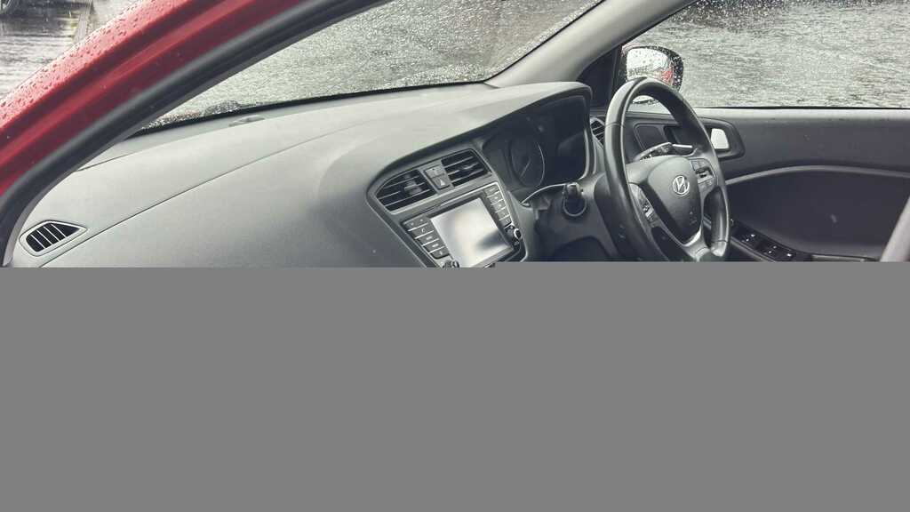 Hyundai I20 I20 Se Mpi White #8