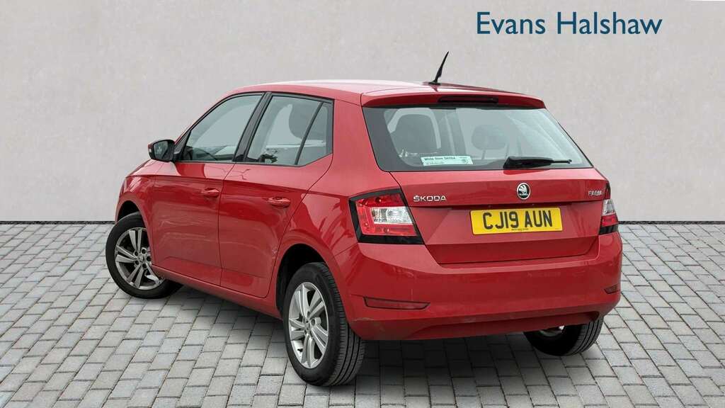 Skoda Fabia 1.0 Mpi 75 Se 2019 Red #2