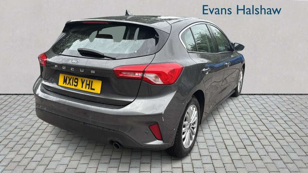 Ford Focus 1.0 Ecoboost 125 Titanium 2019 MX19YHL #2