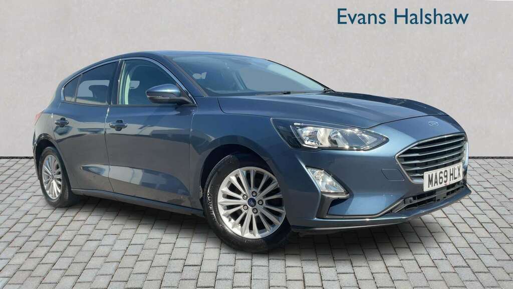 Ford Focus 1.0 Ecoboost 125 Titanium 2019 MA69HLX Blue